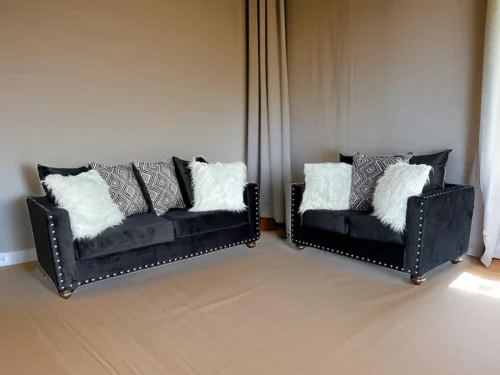 S315 Black Sofa & Loveseat